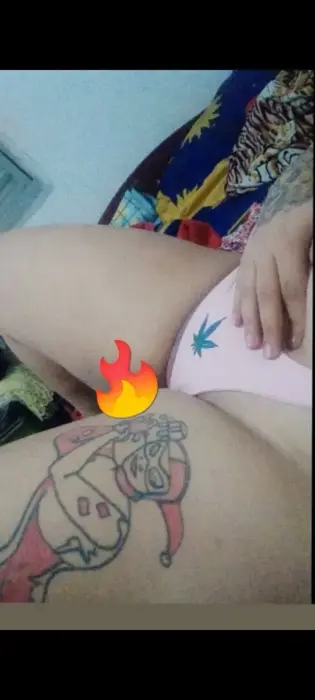 VIP Diana Campinas He uses erotic accessories