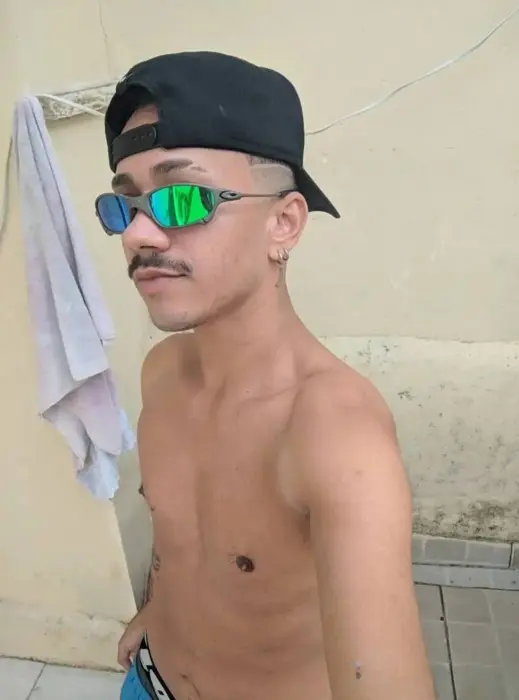 VIP Vinícius Gabriel Curitiba Masturbating