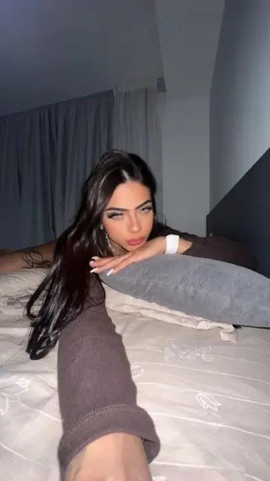 garota de programa de Curitiba Ana Jenny Massagem tradicional