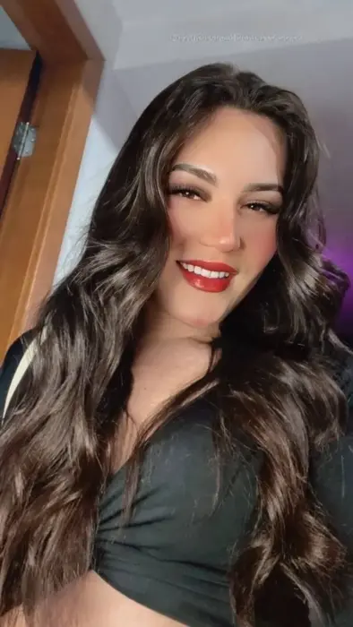 garota de programa de Curitiba Camila Luzzon Massagem tradicional