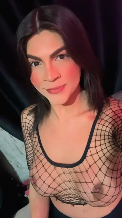 acompanhante de luxo Curitiba Livya castro Sexo oral com preservativo
