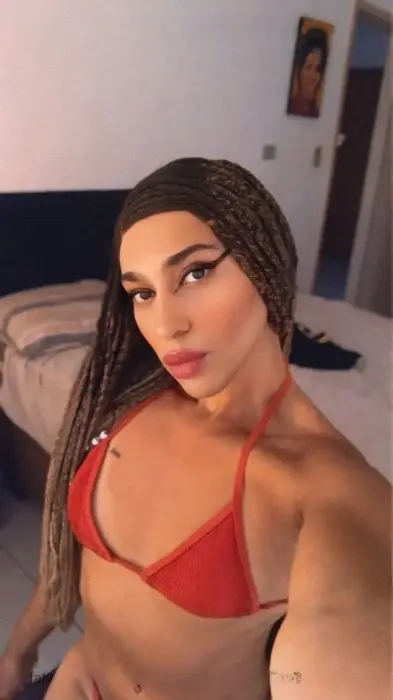 Mari Cordeiro massagem nuru Curitiba Sexo virtual