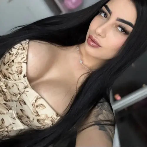 Mel Rodrigues massagem nuru Curitiba Sexo vaginal com preservativo