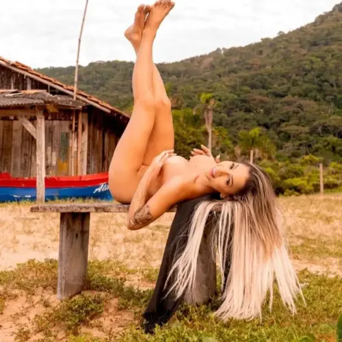 acompanhante de luxo Curitiba Melissa angel Viagem