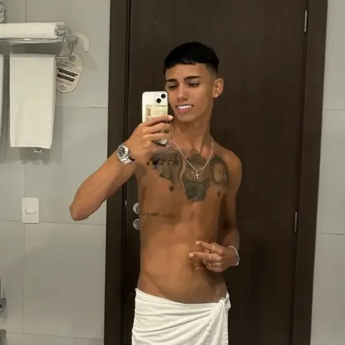Lucas Fortaleza Brown rain