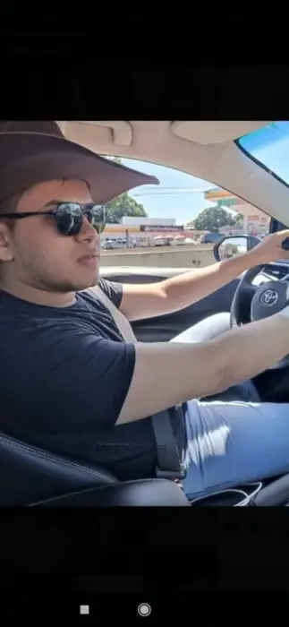 OLIVER HEYLEL massagem nuru Goiânia Viagem