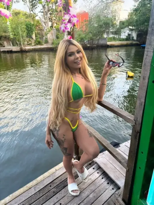 acompanhantes de Goiânia Lara Rodrigues Fisting