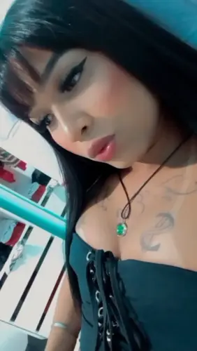 Anika Manaus Oral sex with condom