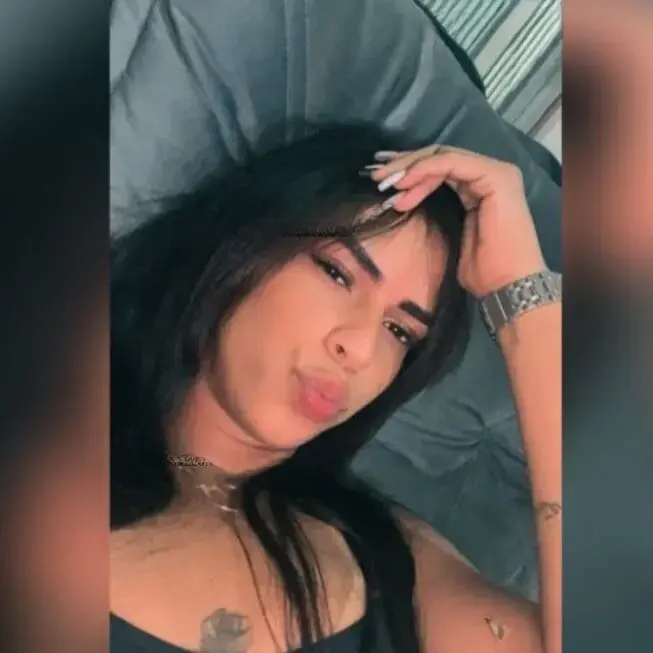 Belly Marilia Kiss me in the mouth
