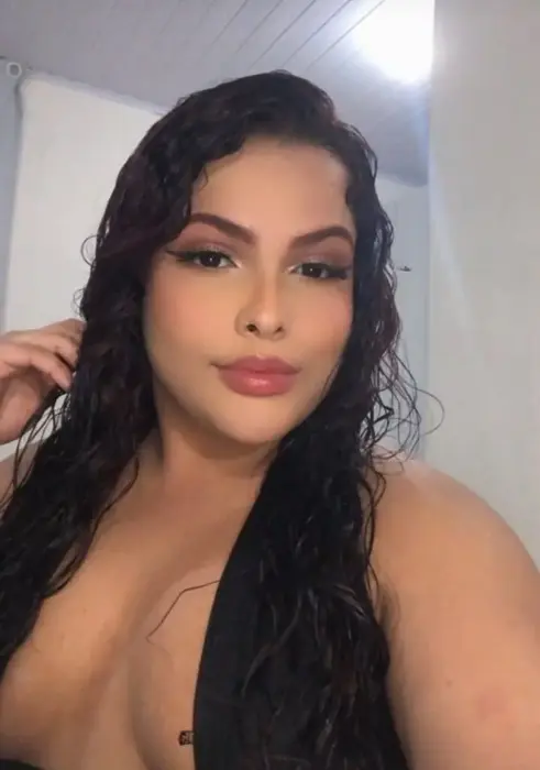 Sophi massagem nuru Marília Massagem tradicional