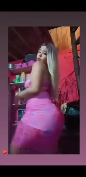 acompanhantes de Marília Antonella Podolatria