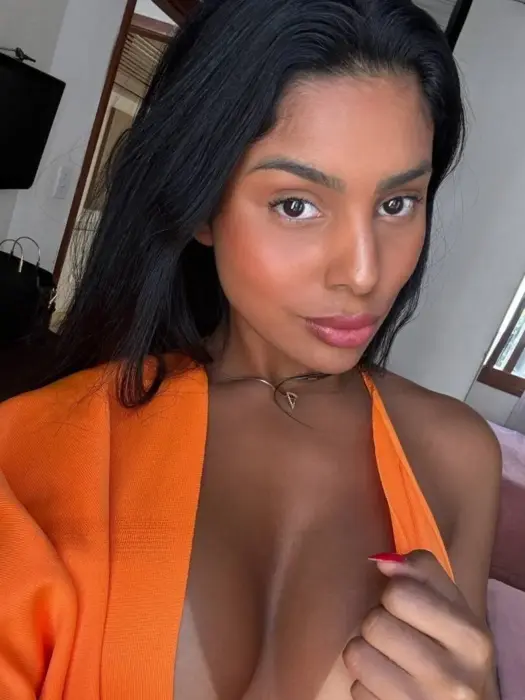 acompanhante Bella Lacerda Porto Alegre Sexo oral com preservativo