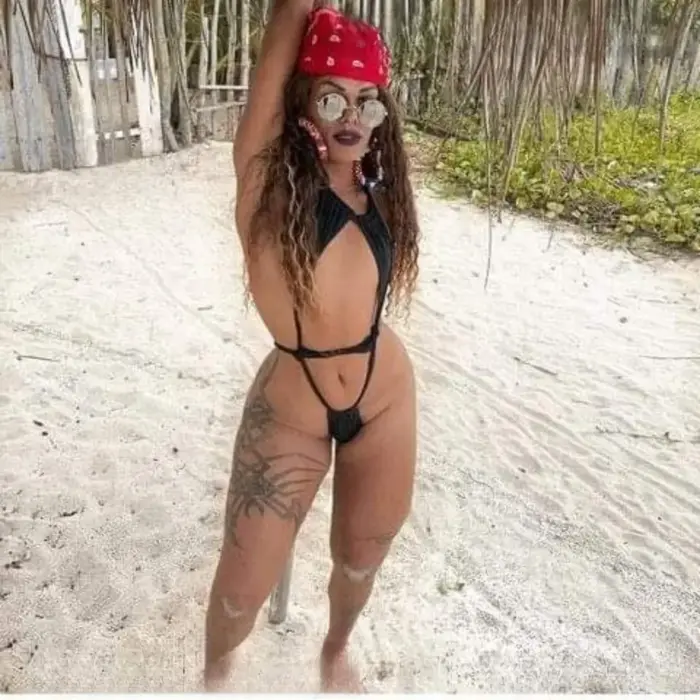 Lua Cintilante massagem nuru Recife Fisting