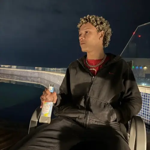acompanhante de luxo Rio de Janeiro Ewerton Miguel Sexo vaginal com preservativo