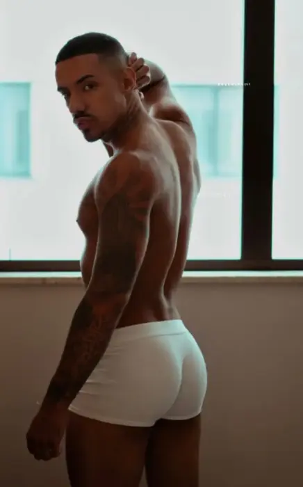 garota de programa de Rio de Janeiro Pietro Dias Sexo anal com preservativo