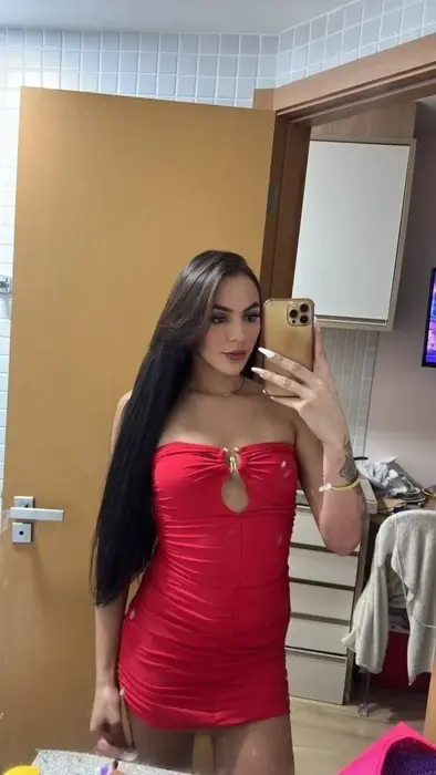 acompanhantes de Salvador Alice Moura Uso de roupas de fantasia/uniformes