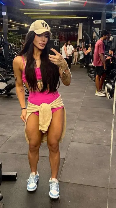 Victoria Amorim massagem nuru Salvador Chuva dourada