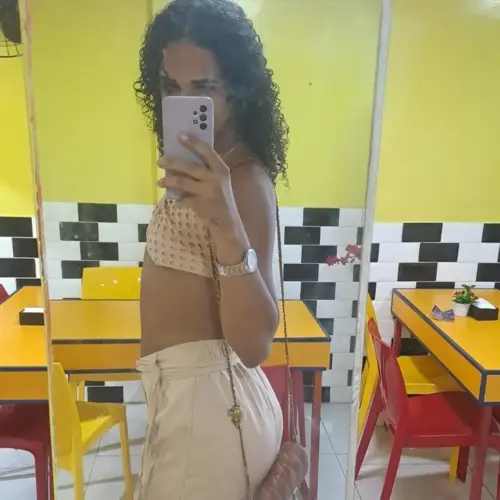 acompanhantes de Salvador Enndy Dells Beijo grego