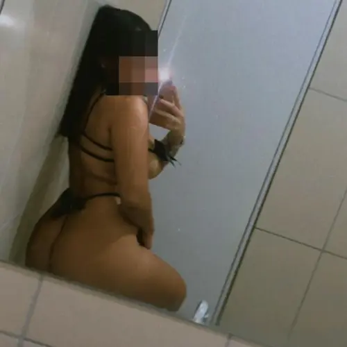 Larissa massagem nuru Barreirinhas Viagem