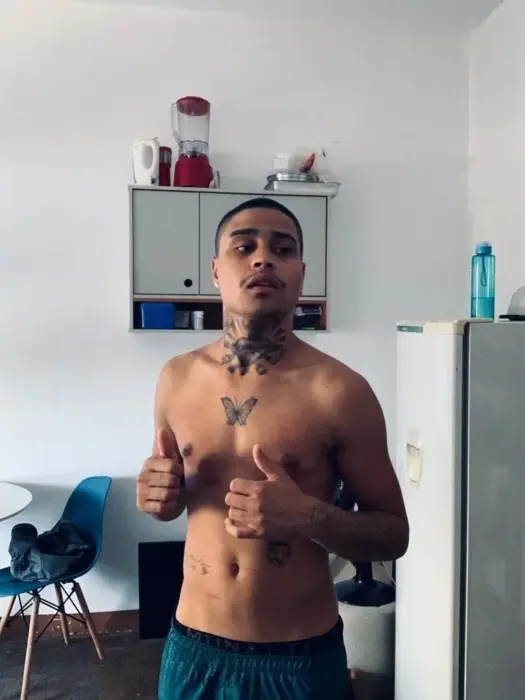acompanhante de luxo São Paulo Lucas Dupla penetração