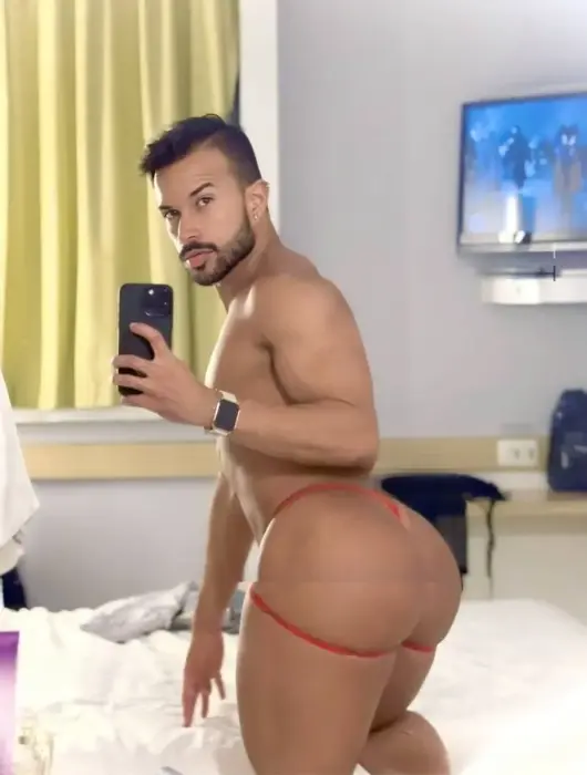 acompanhantes de São Paulo Ruan Borges Chuva dourada