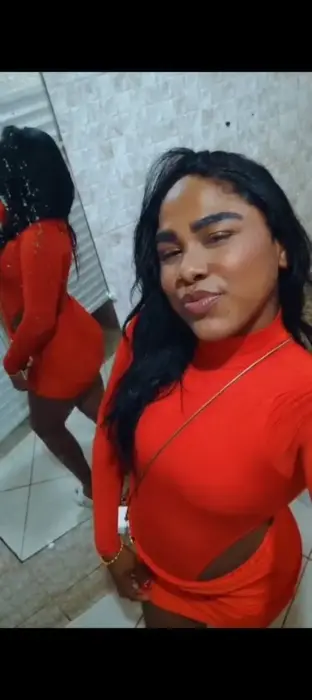 VIP Thainá Saquarema Oral sex with condom