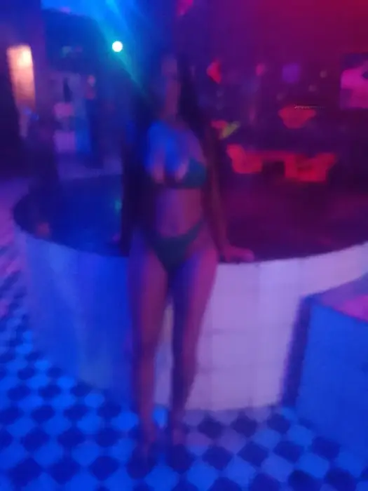 VIP Leticia Saquarema Oral sex with condom