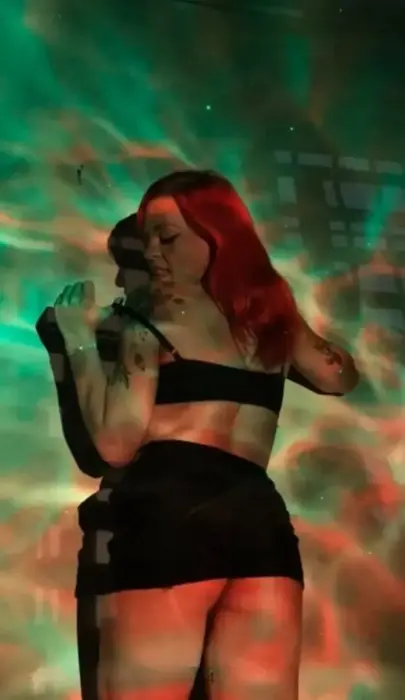 VIP Ginger Tiangua Striptease