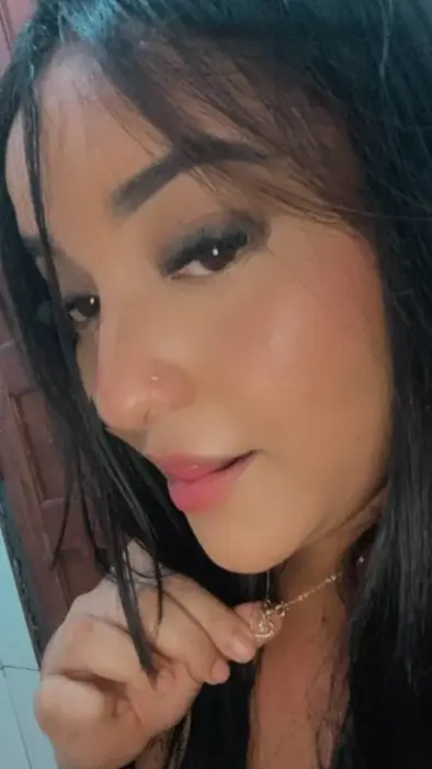 VIP Jhenny Tucuma Masturbating