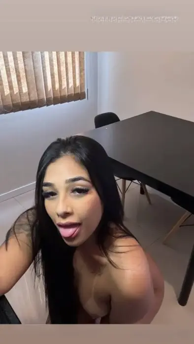 VIP Helen Uruguaiana Kiss me in the mouth
