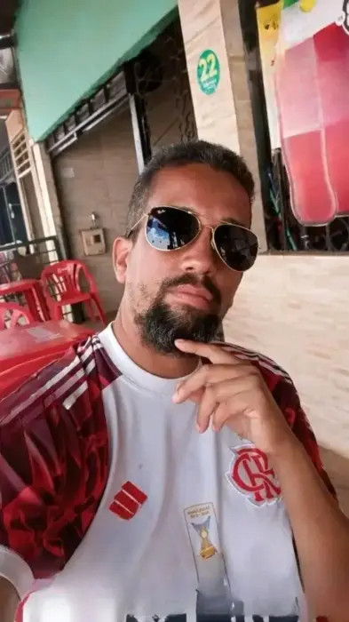 VIP Wagner Sousa Valparaiso de Goias Kiss me in the mouth
