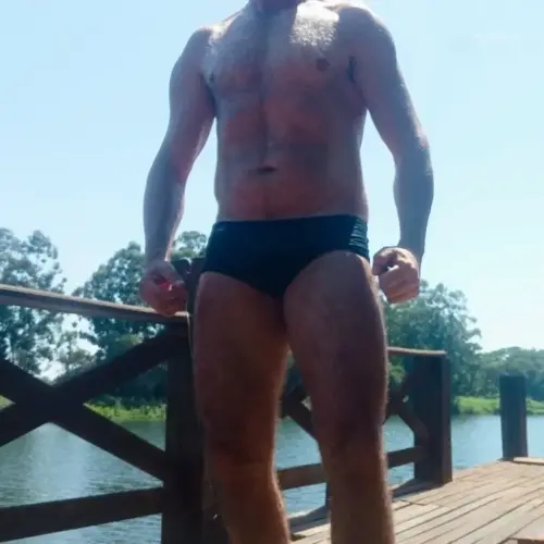 Lucas massagem nuru Venâncio Aires Sexo anal com preservativo