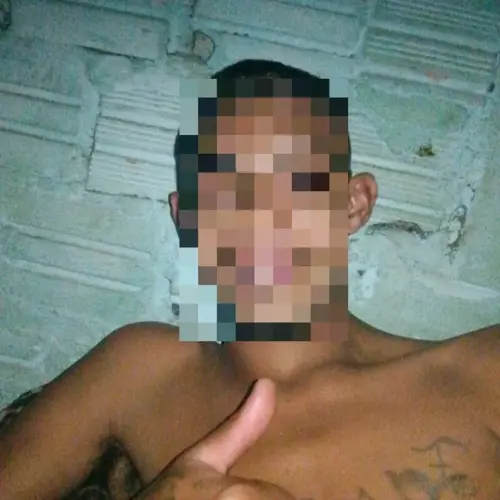 acompanhante Menoor Viamão Beijo na boca