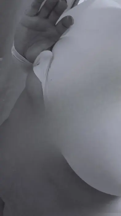 VIP Louize Viamao Masturbating