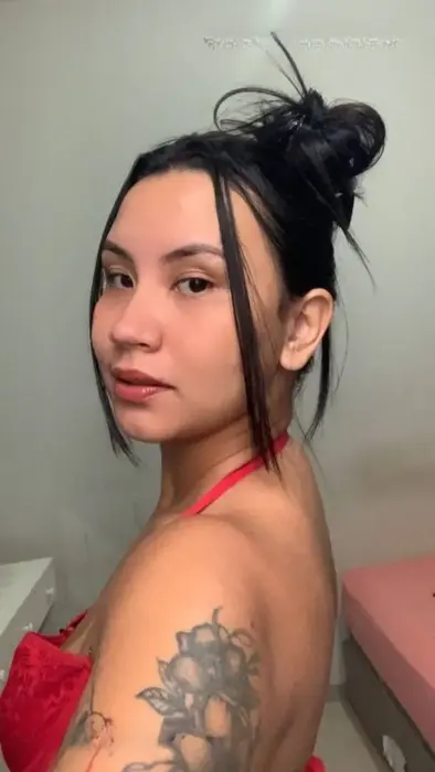 VIP Alanna Vilhena Traditional massage