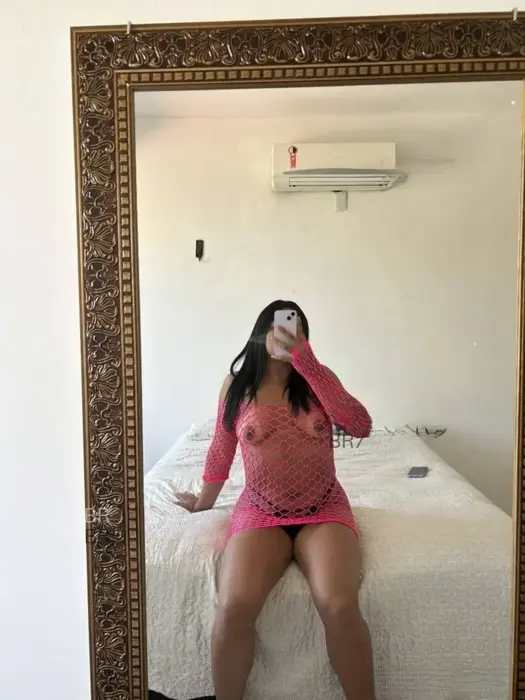 VIP Melissa Xinguara Anal sex with condom