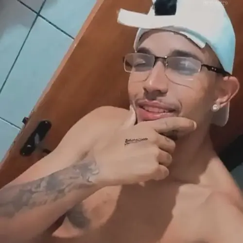 Tete Smith massagem nuru Brasília Striptease