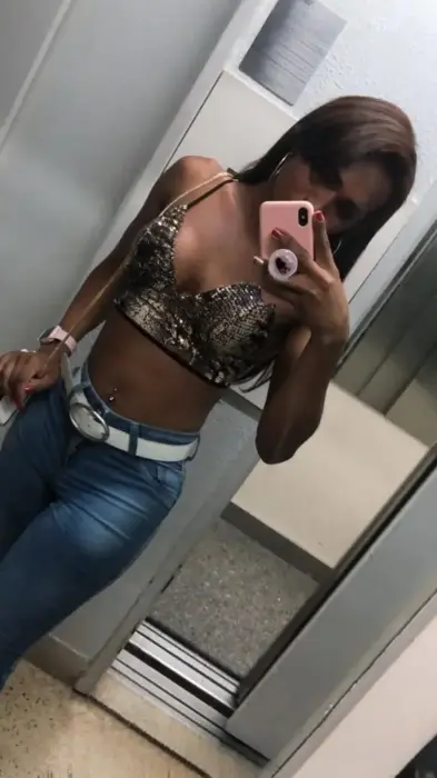acompanhante de luxo Brasília Kiraa Sexo vaginal com preservativo