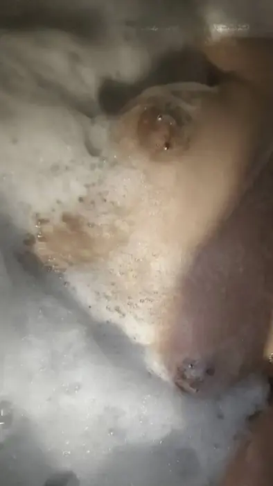 Mel massagem nuru Brasília Quirofilia